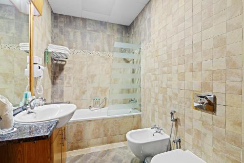 Al Khoory Hotel Apartments Al Barsha - image 5
