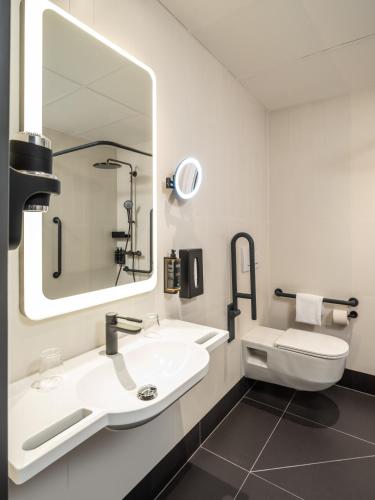 Hotel Mercure Wien City - image 11