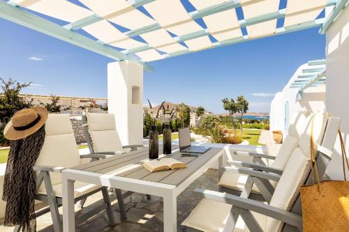 Luxury Paros Villa - 1 Bedroom - Villa Divine Sea - Wonderful Sea Views and Great for Young Couples Paros