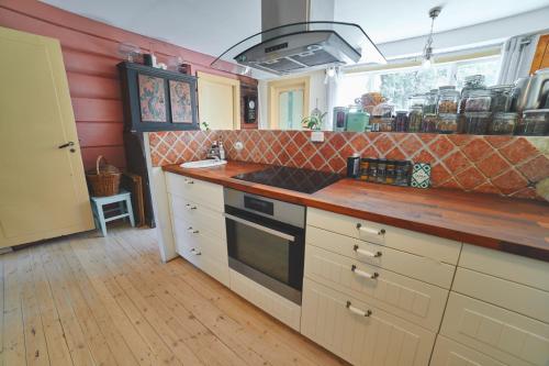 Overvoll Farm in Stranda