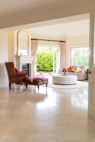 Facilities, Dromard in Lissyclearig