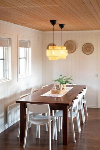 Langrosta; Ruime blokhut grenzend aan bos in Hagfors