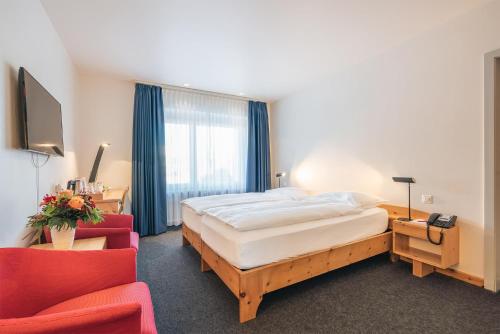 2 twin beds