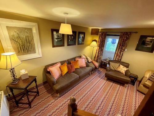 2 bedrooms, 3 beds