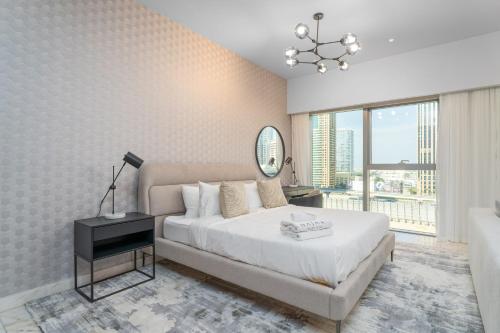 Nasma Luxury Stays - Modern Studio Apartment with City View In DIFC