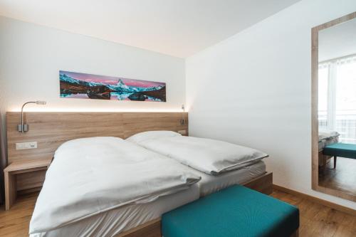 Matterhorn Inn - image 9