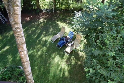 Schönes Zimmer mit Gartenblick