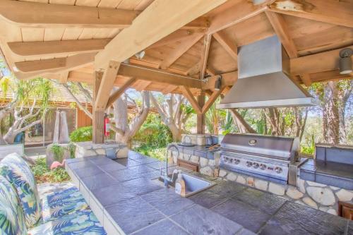 Nature Focused Villa Designed For Wellness in Fallbrook, USA