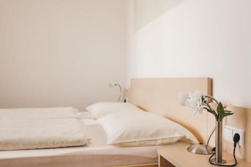 Book the One-Bedroom Apartment One-Bedroom Apartment