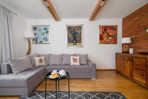 Apartment with Balcony image 9