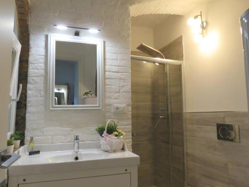 Loft image 9