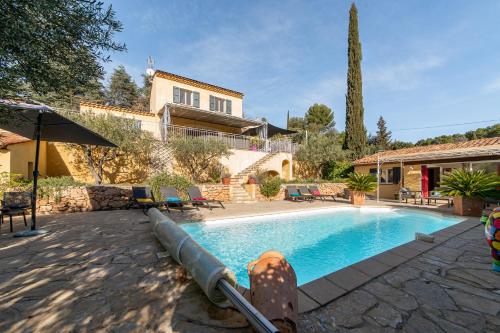 Le Chemin de la Grave - Maison avec piscine - Location saisonnière - Aups