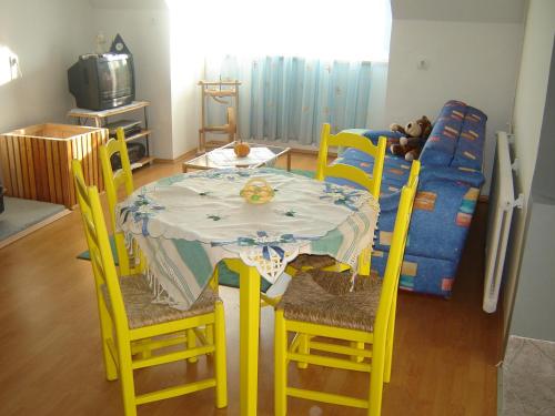 Apartment Park Crni Lug - image 8