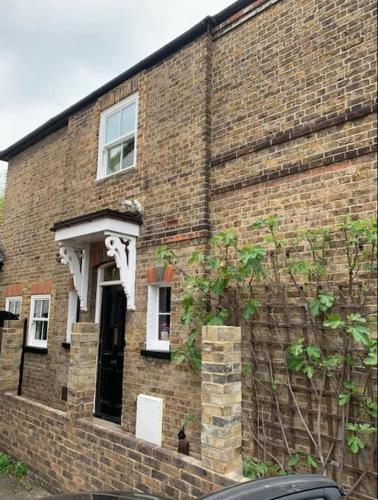 Windsor/Legoland/Ascot charming 3BR home in centre, Windsor (foto 10)