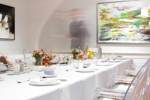 Schlossberghotel - Das Kunsthotel - image 5