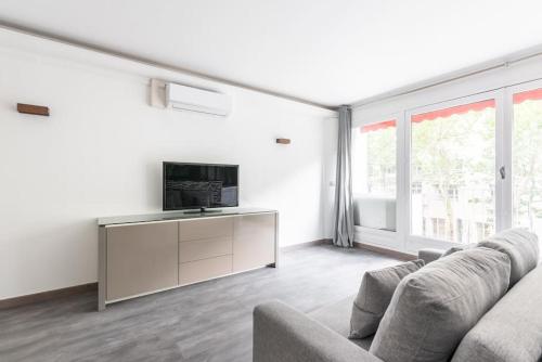 Appartement Ensoleille Buttes Chaumont - Iii - Paris