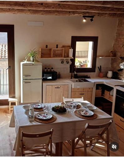 Konyha, Cal Cintet in Vilanova de Meià