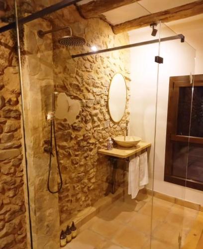 Zuhanyzó, Cal Cintet in Vilanova de Meià
