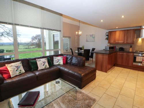 Lark Meadow, Carnforth (photo 3)
