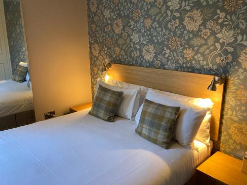 B&B Manchester - The Oxnoble - Bed and Breakfast Manchester