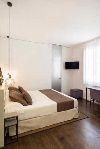 Blanq Carmen Hotel Room Type - Double Room