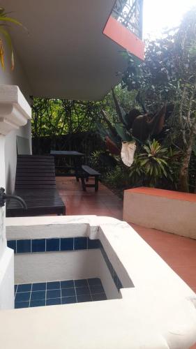 ระเบียง/ชานเรือน, Tuscan Villa Montana in การารา