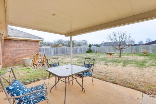 Pet-Friendly Millbrook Home Patio and Yard! in Millbrook, USA