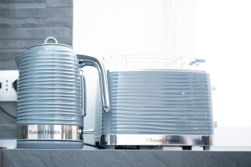 Cola Suites Apartments - image 12