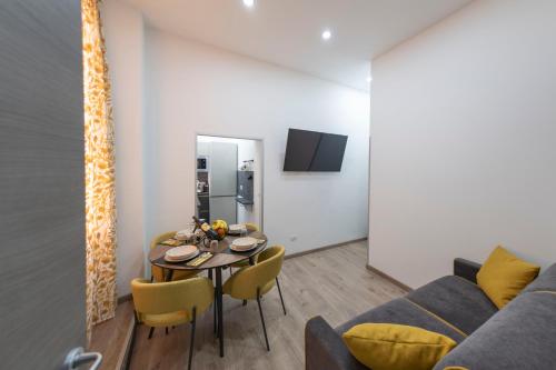 Cola Suites Apartments - image 2