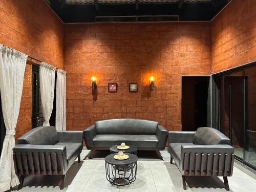 Redstone Villa By Koyna Stays in Koynanagar