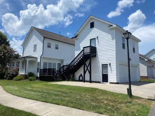 Davidson House - 3 beds 2.5 baths in Davidson, USA