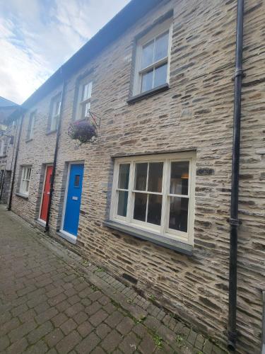 Exterior view, Stunning seaside town cottage in Cardigan