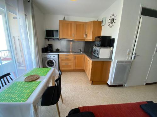 Studio Balaruc-les-Bains, 1 pièce, 3 personnes - FR-1-503-92 - Location saisonnière - Balaruc-les-Bains