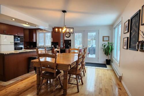 Chalet 4saisons in Domaine-Breton (QC)