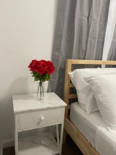SUITE JESUS ROOM 3 in Paterson, USA