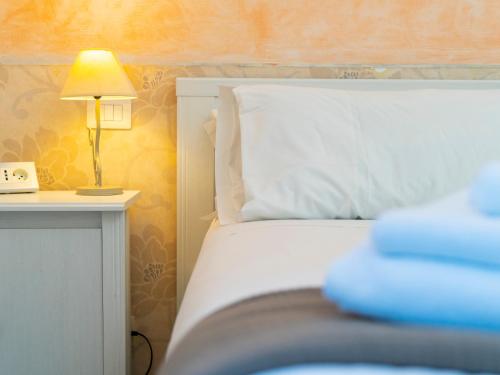 Salotto Piramide - image 3