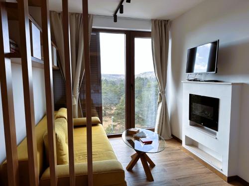 Studio Apartment image 10