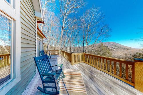 Rocky Top Retreat in แซฟไฟร์ (NC)