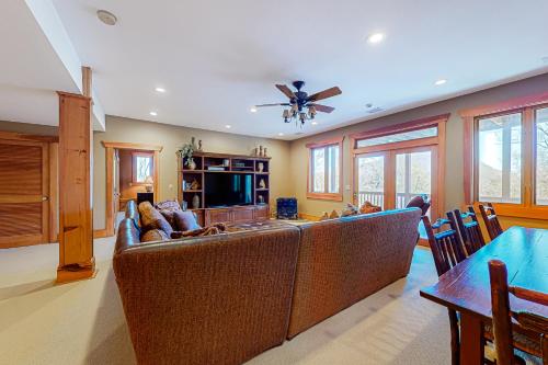 Rocky Top Retreat in แซฟไฟร์ (NC)