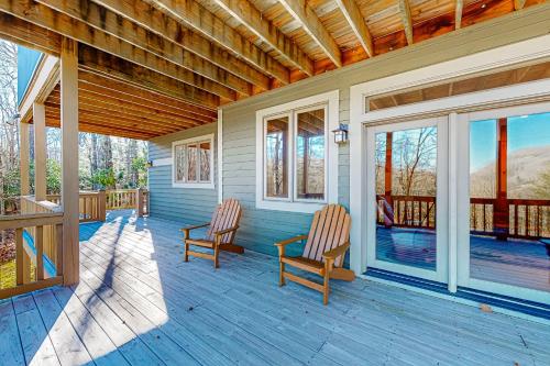 Rocky Top Retreat in แซฟไฟร์ (NC)