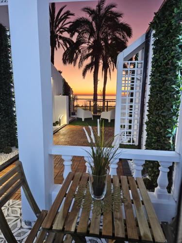 HOSTAL LUXURY NIT I DIA