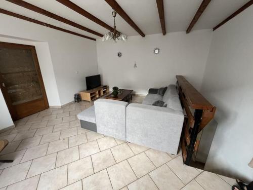 Maison proche de la campagne au calme 7-8 personnes gîte à louer Domaine de Toureille