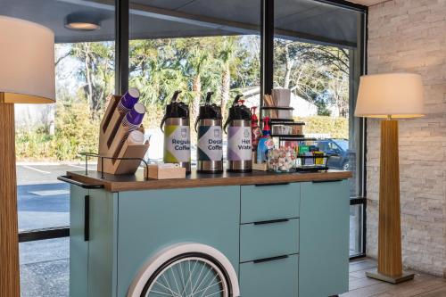 Best Western Ocean Breeze Inn - image 11