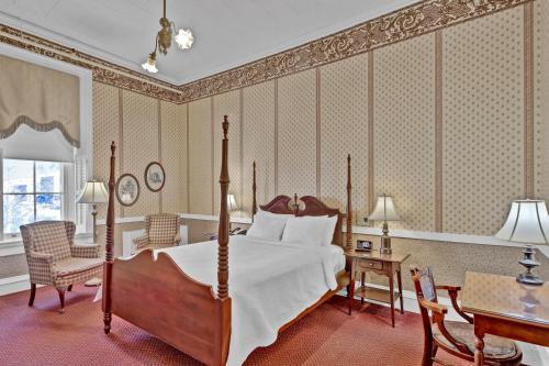 St James Hotel - image 10
