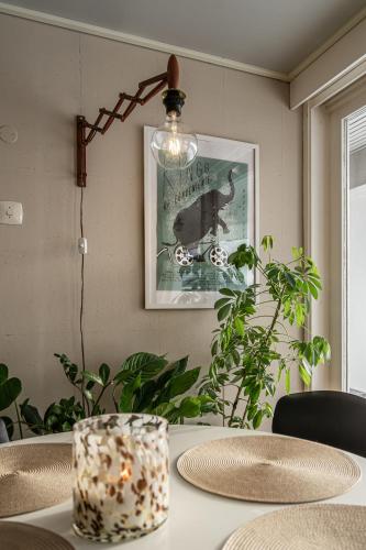 Fjord view apartment in Ålesund with free parking (Fjord view apartment in Alesund with free parking) in اليسوند