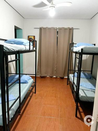 1 twin bed