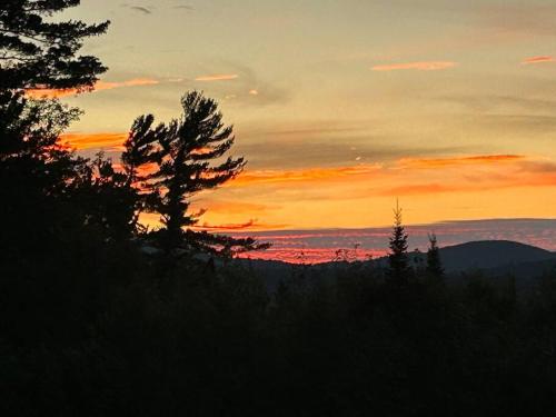 Mountain Views! Copper Cannon Lodge in Franconia