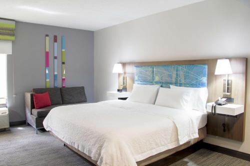 Hampton Inn Danville - image 12