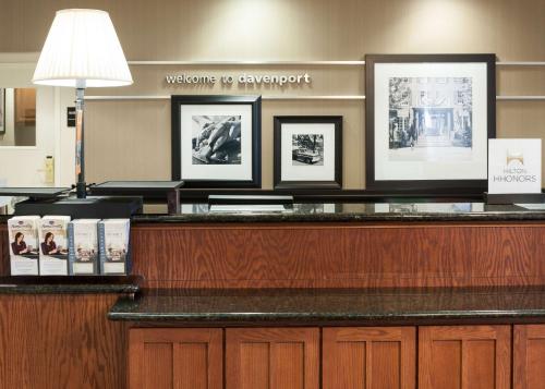 Hampton Inn & Suites Davenport