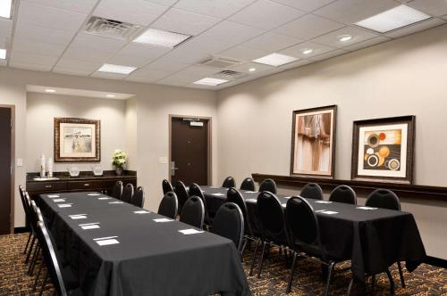 Hampton Inn & Suites - Mansfield - image 6